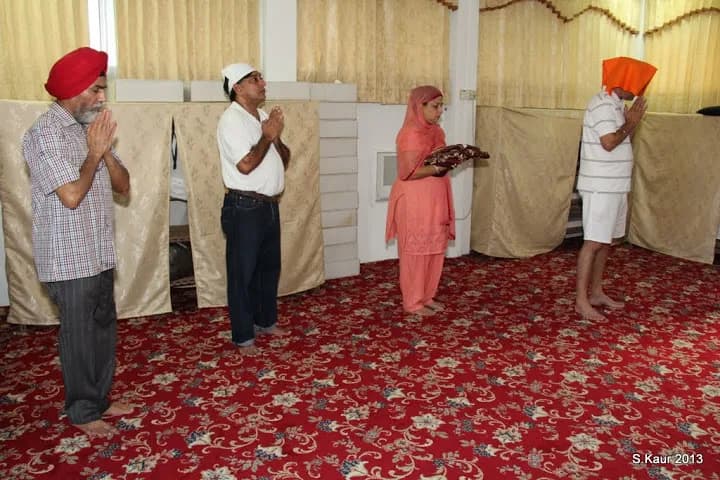 SGGS Ji Arrival — Gurdwara Sahib Darwin