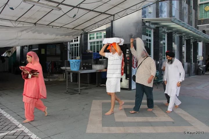 SGGS Ji Arrival — Gurdwara Sahib Darwin